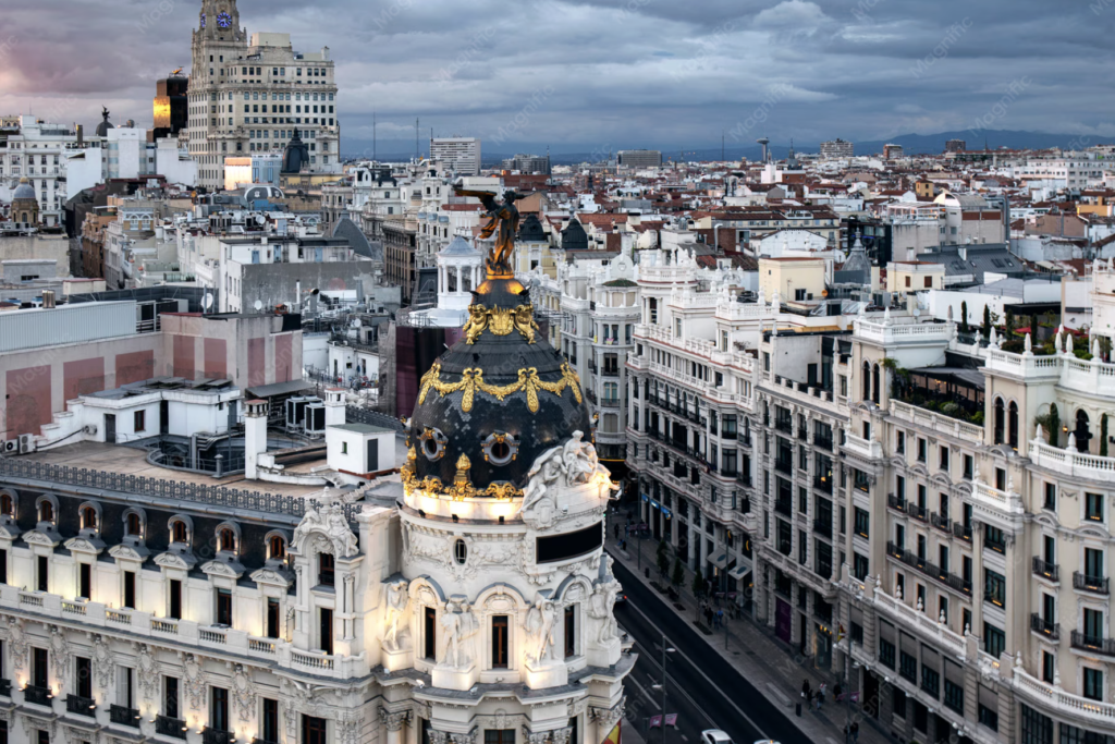 Tours Nocturnos en Madrid 2026: Tapas, Flamenco y Misterios